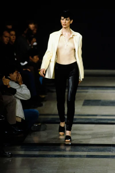 Look 34